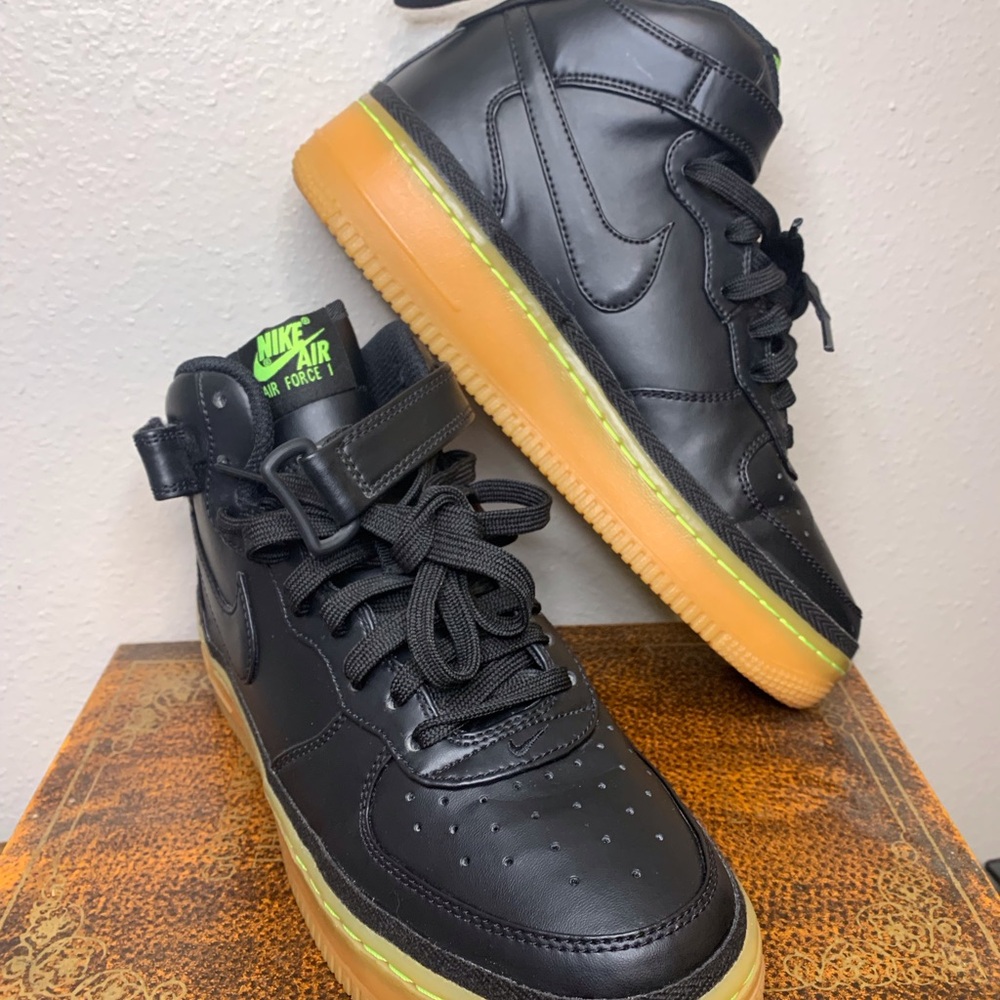 Nike Air Force 1 Mid Black Gum Volt (GS) Youth Sz 6.5